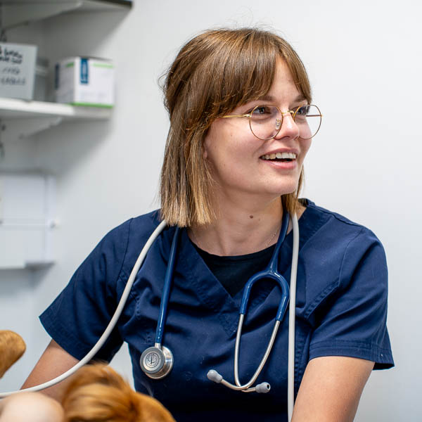 Magdalena Karczewska - Hampden (Web)